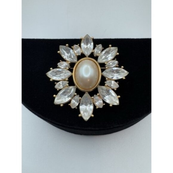 Monet Jewelry - Monet Pin Brooch Star Flower Silver Tone Plastic Faux Pearl Rhinestones 2”